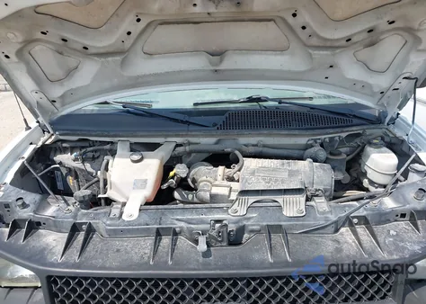 2015 Chevrolet Express 2500 Work Van z USA, uszkodzony, nr VIN 1GCWGFCF4F1175265